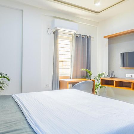 Housr Hsr 1 Studio Apartment Near Manipal Hospital 벵갈루루 외부 사진