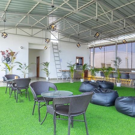 Housr Hsr 1 Studio Apartment Near Manipal Hospital 벵갈루루 외부 사진
